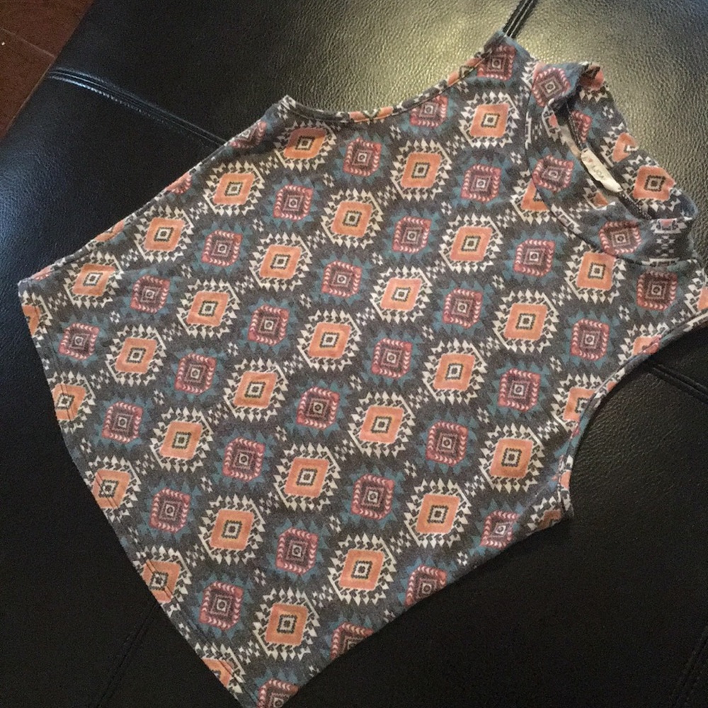 Tribal Top